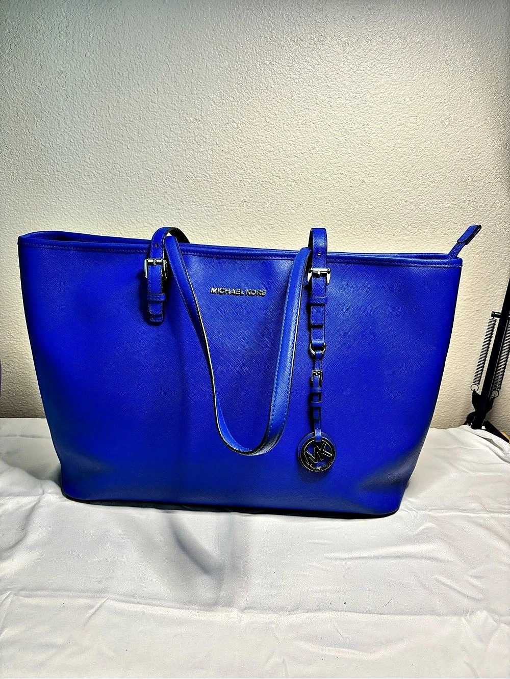 Michael Kors Jet Set Travel Large Saffiano Leather Tote Bag Blue